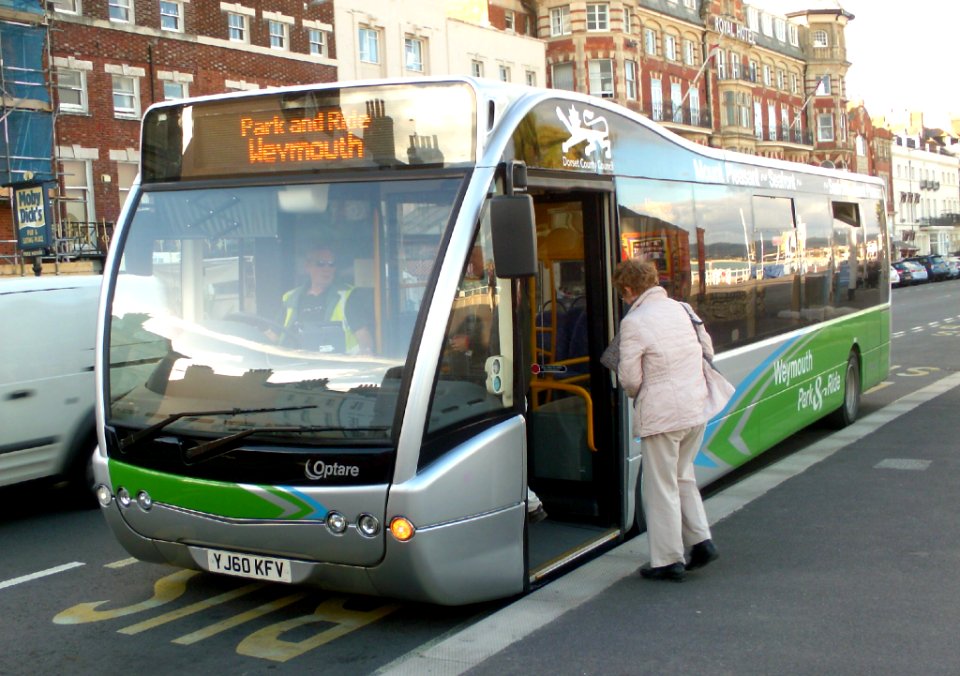 yj60kfv park and ride bus at weymouth 18th september 2013