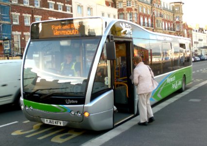 yj60kfv park and ride bus at weymouth 18th september 2013
