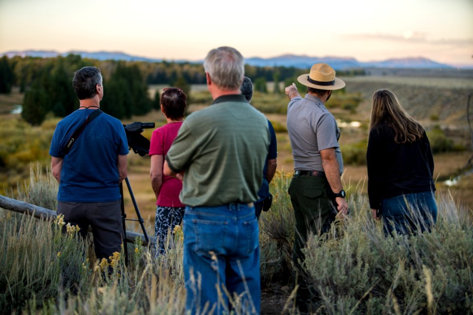 Wildlife Caravan Fall Ranger Program
