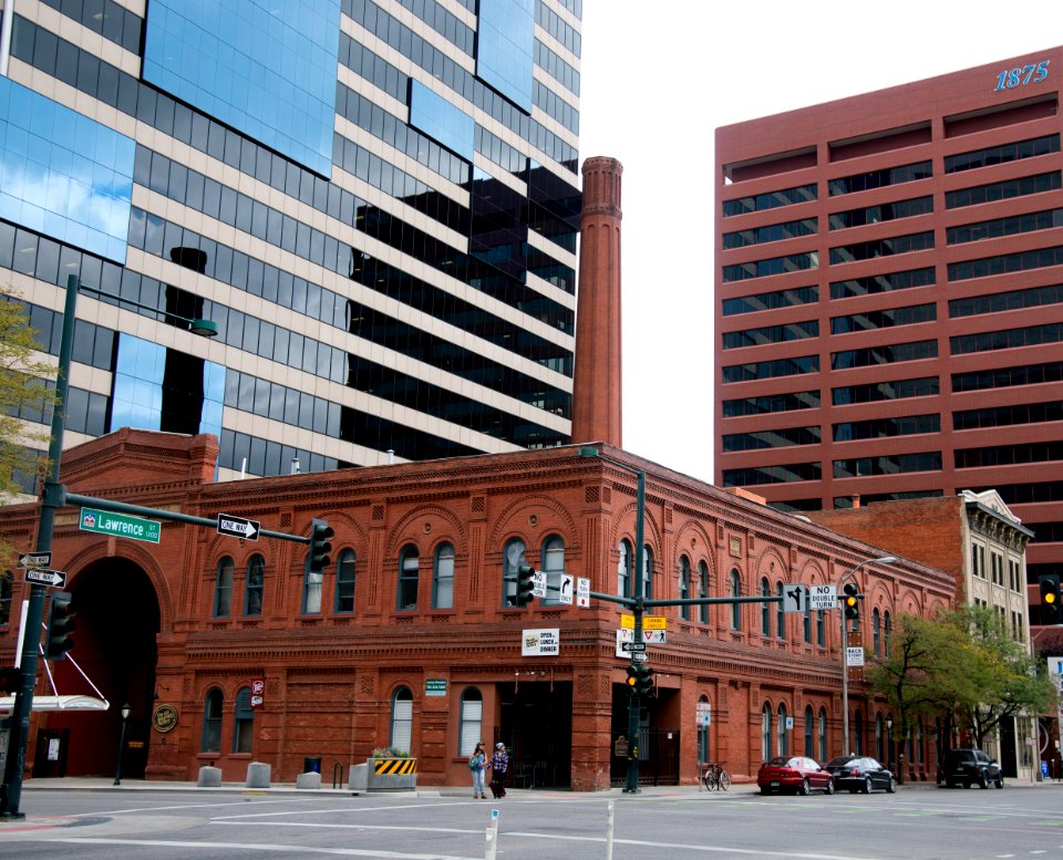 tramwaycablebuilding