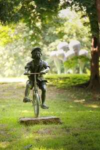 Bicycle bronze metal