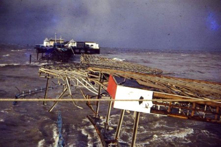 westend pier pier west demolished storm 11 nov 1977