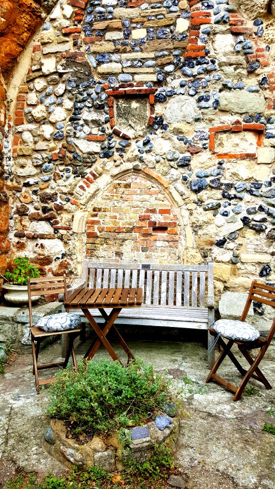 St Peter's inner garden in Sandwich