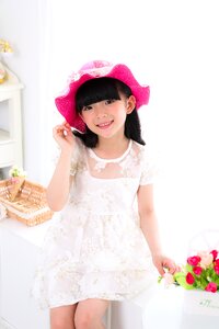 Photo white dress hat