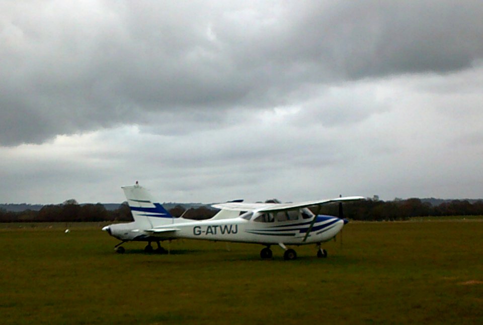 g-atwj, at headcorn, (21st of march 2015)