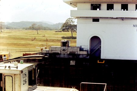 Miraflores Locks photo