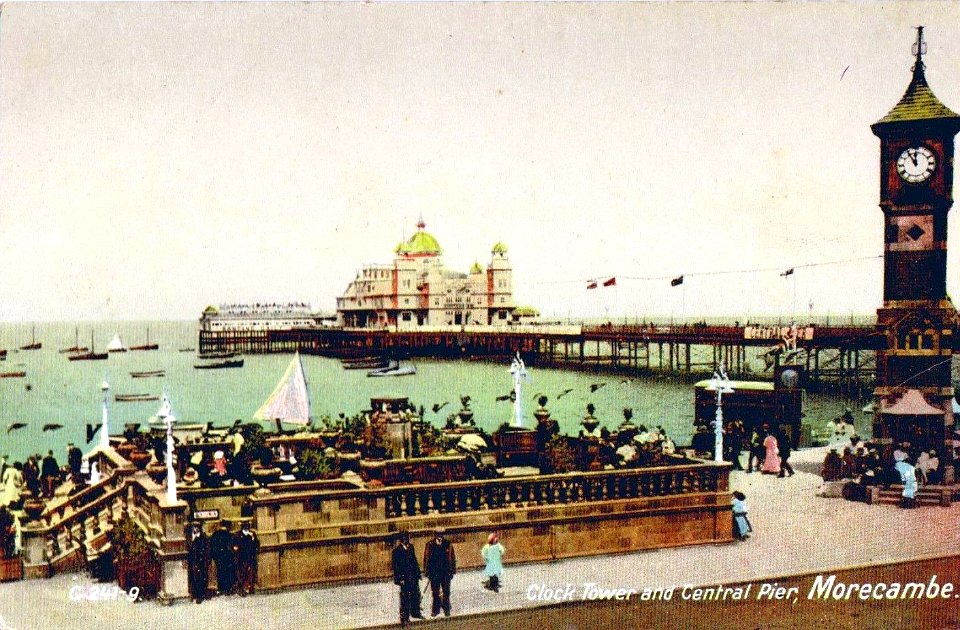 Morecambe central pier misc1645
