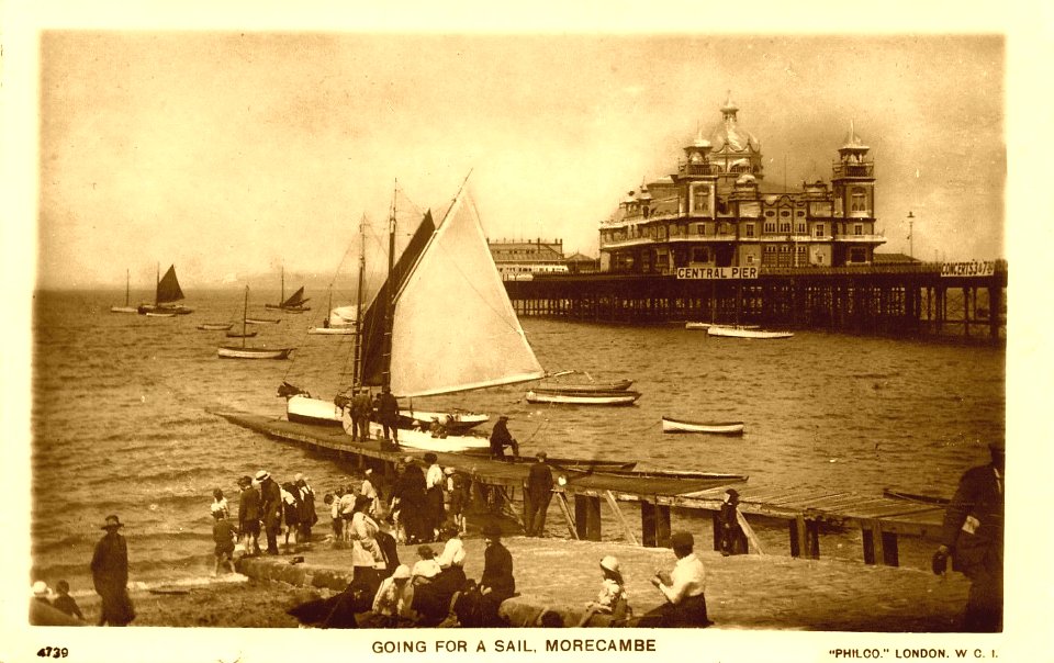 Morecambe central pier misc2903