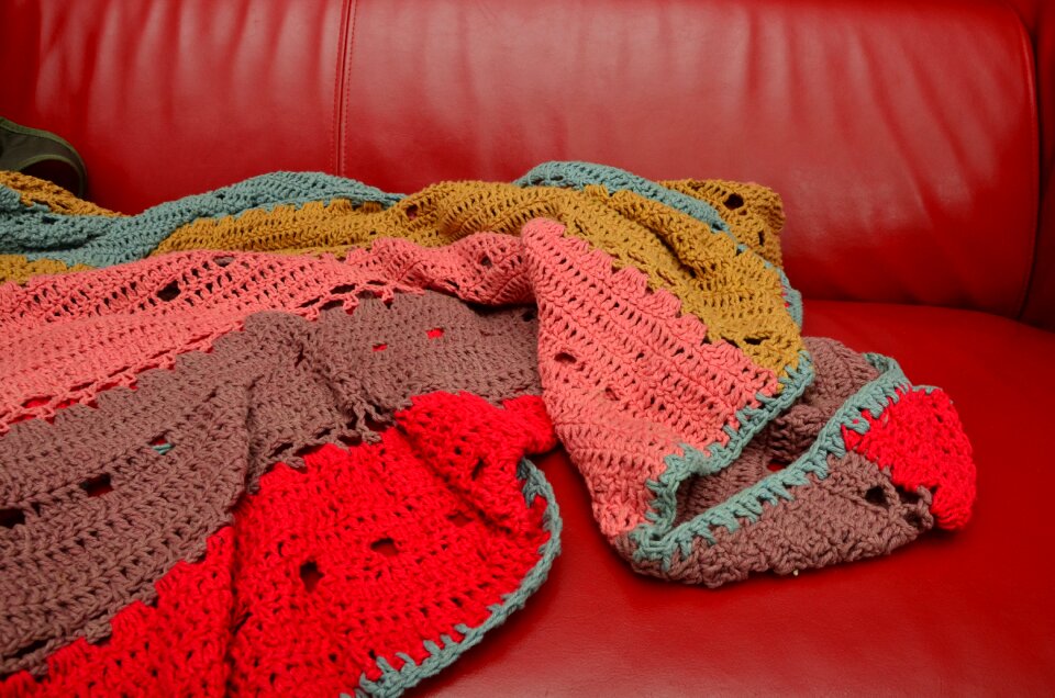 Blanket hand labor sit