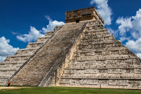 Chichen itza the mayans the aztecs photo