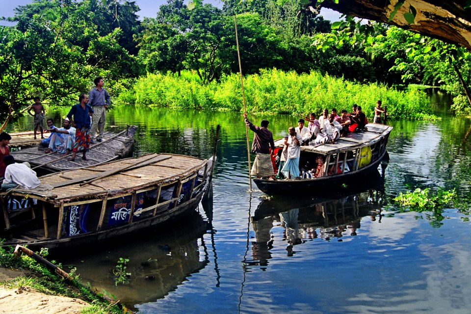 Local boat transportation, Bangladesh