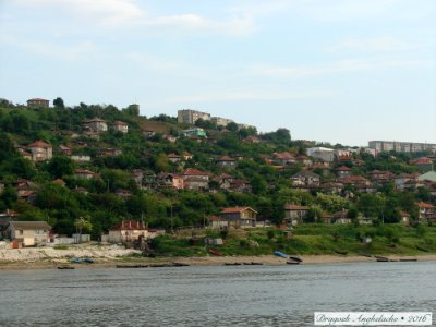 Călătorie pe Dunăre/ Voyage sur Danube