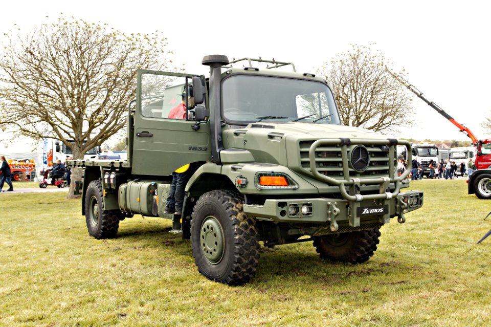 MERCEDES BENZ ZETROS
