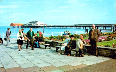 Morecambe central pier misc2055