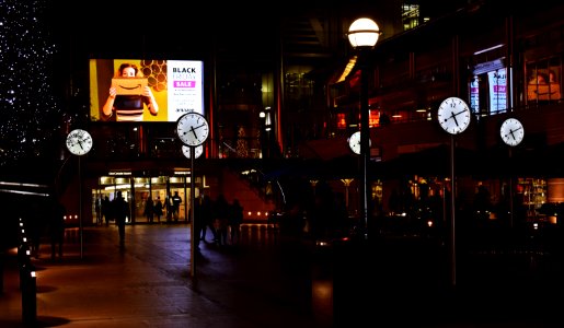 Clocks in Canary Wharf
