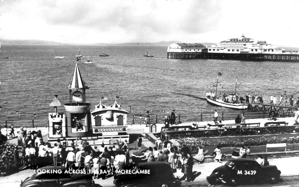 Morecambe central pier misc2858