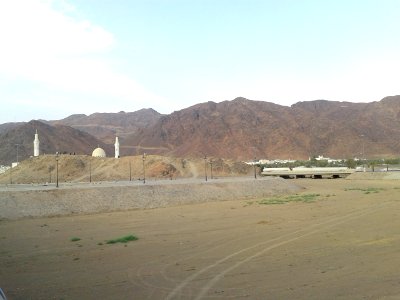 Mountain Uhud photo