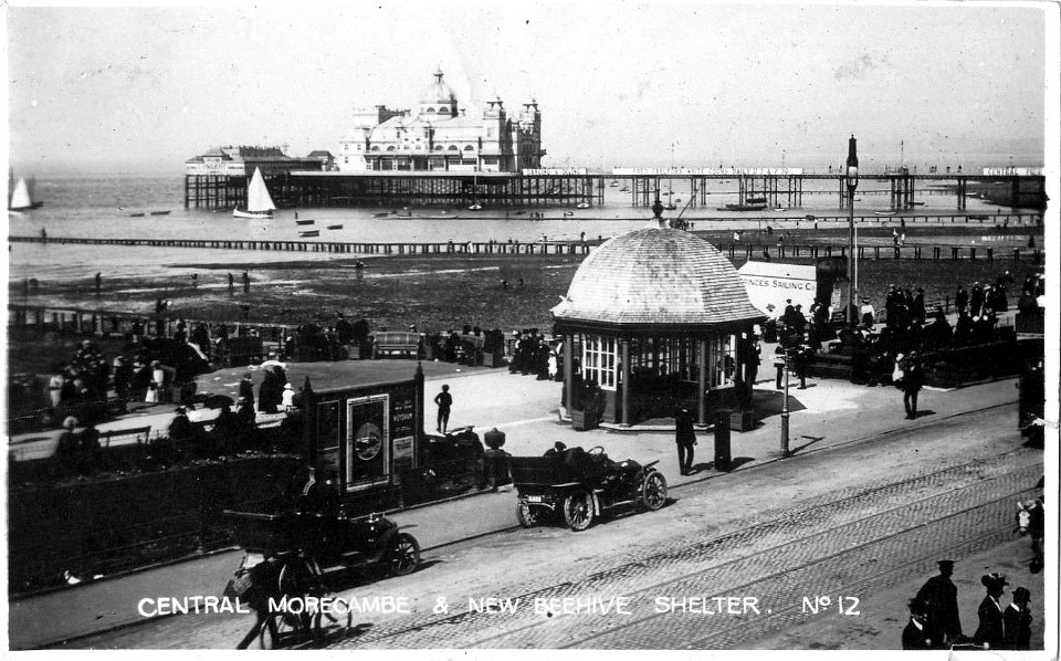 Morecambe central pier misc1573