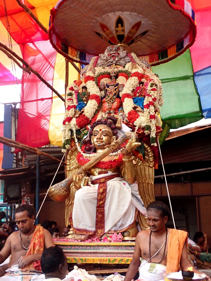 Murugan with Valli and Devayani