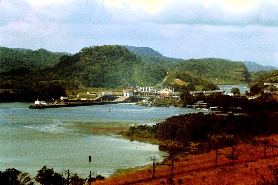 Pedro Miguel locks