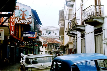 Calle K, Panama City photo
