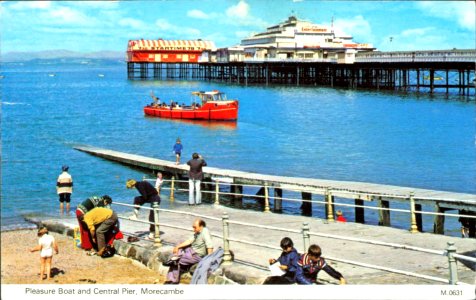 Morecambe central pier misc1664