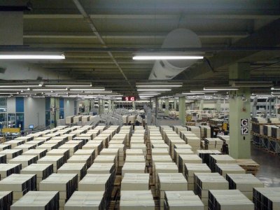 Contestants are brought to Kind Fahd's Quran Printing Complex