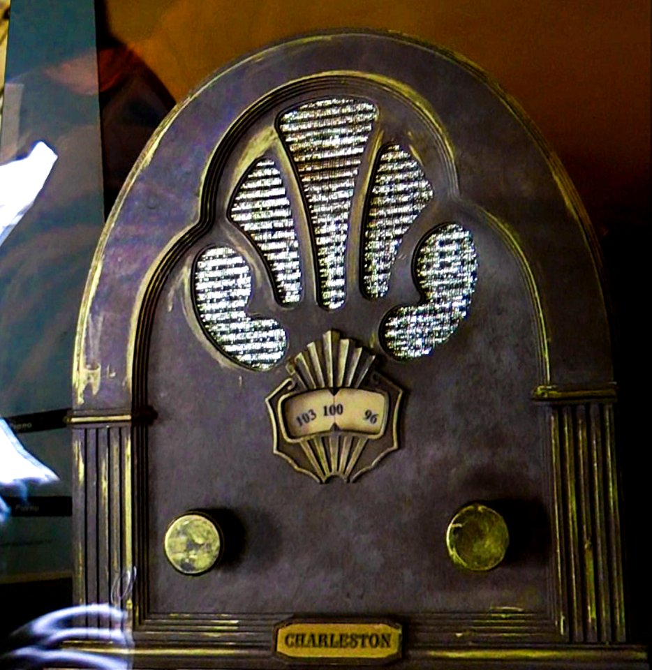 70 Altes Radio