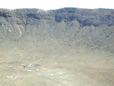 04 nonplot winslow meteor crater 06062001090101