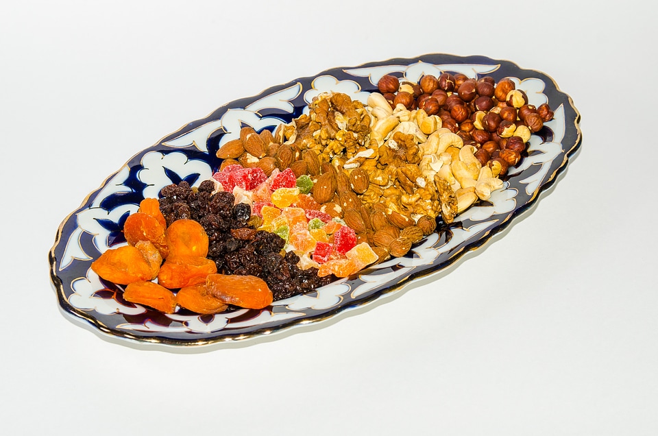 Peanuts hazelnut candied fruits