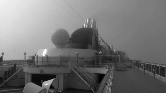 Kreuzfahrer im Nebel