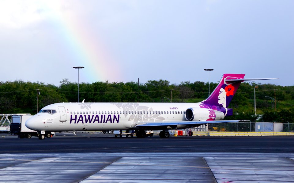 Hawaiian B717 in HNL