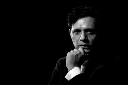Vihang A. Naik : Indian Poet. 2016
