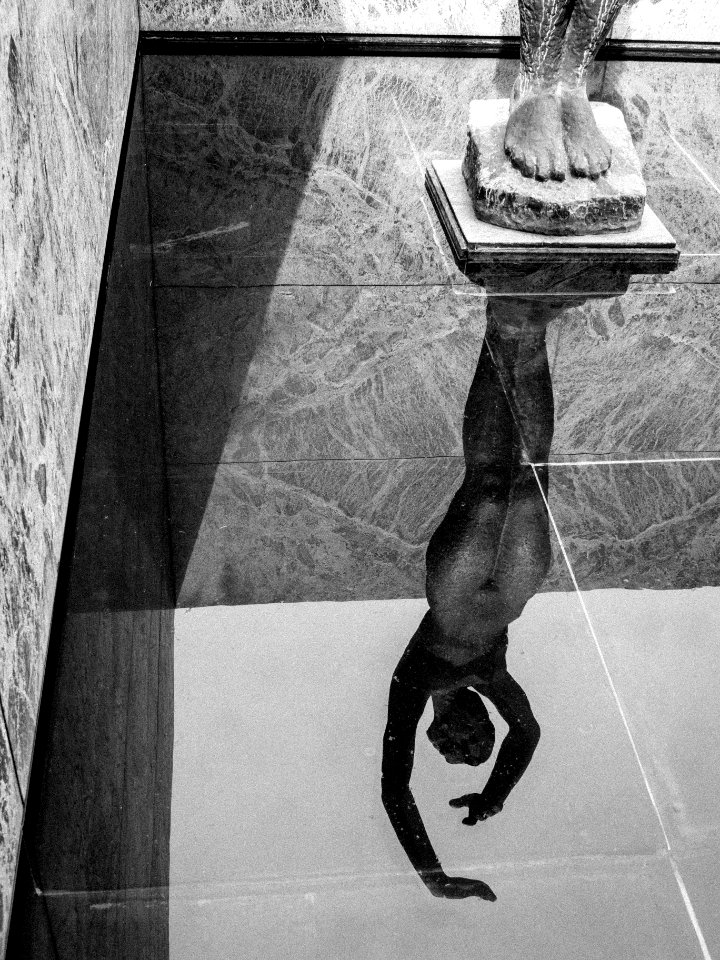 Barcelona - Pavillion (Mies van der Rohe)