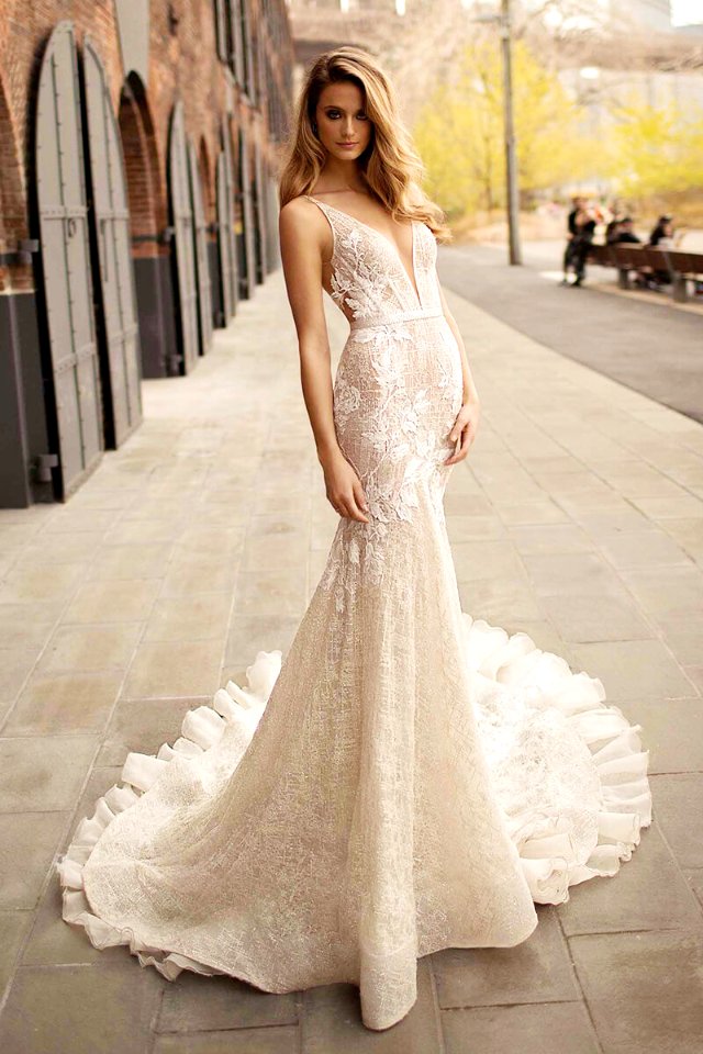 V-Neck Mermaid Wedding Dress