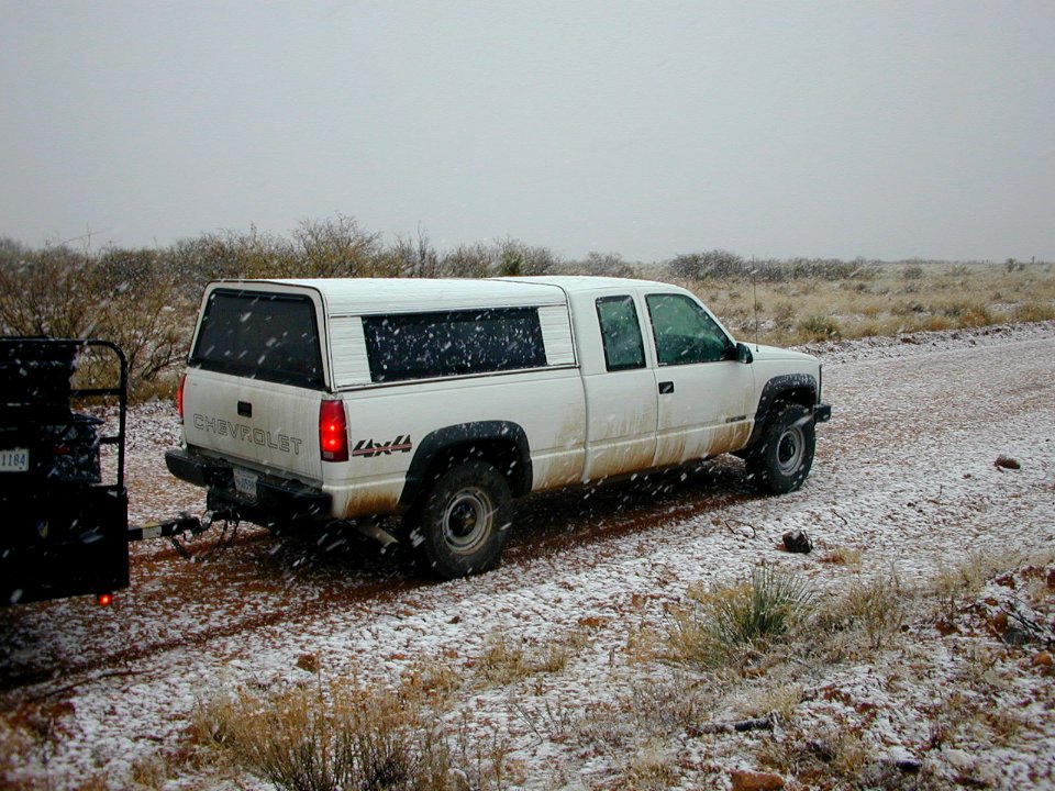 04 nonplot truck snow 06062001090101