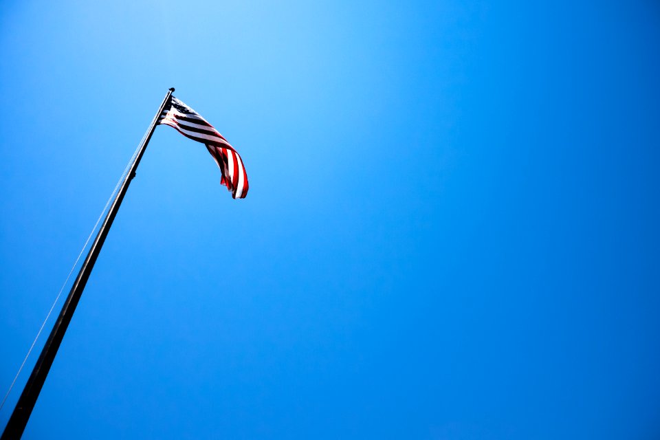 Up : Flag