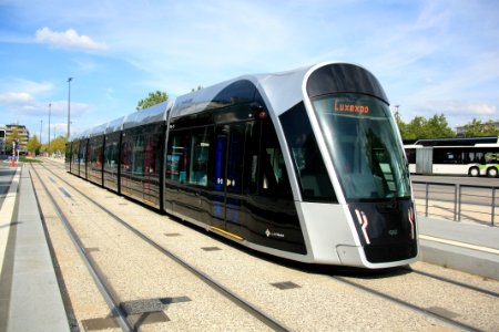 Tram 106