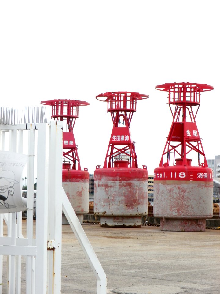 3 red buoys