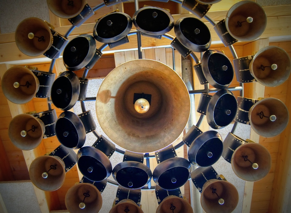 Circle cowbell brown circle