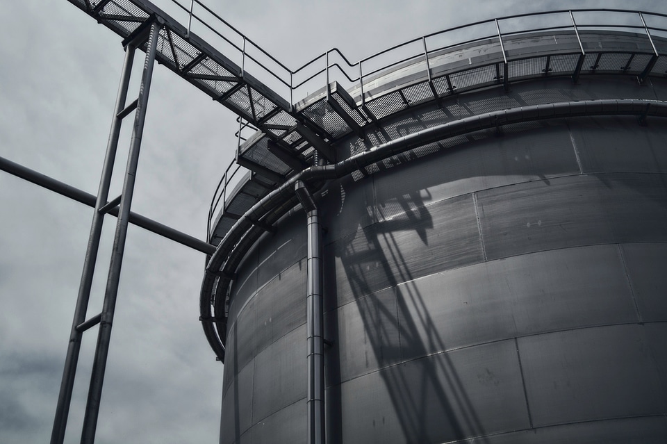 Handrails storage tank engineering