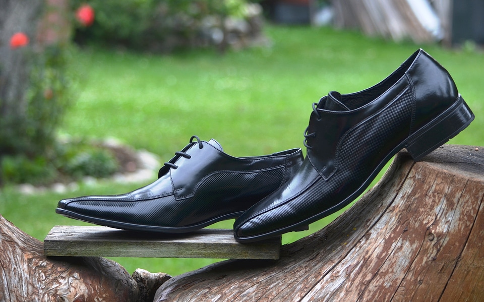 Elegant black classic