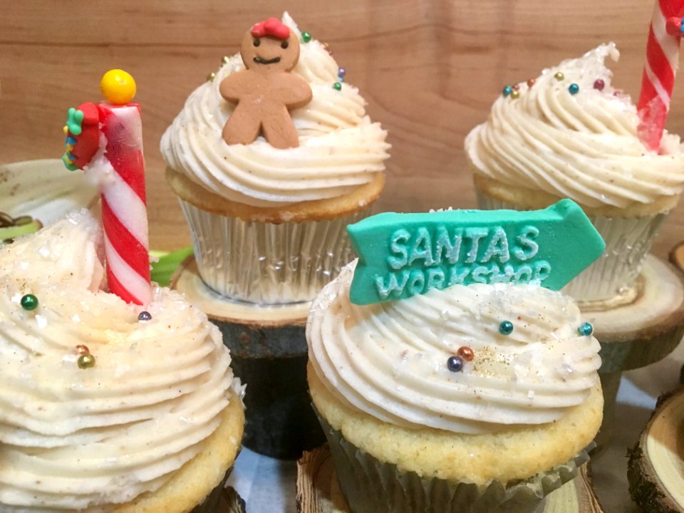 Holiday Cupcakes - Eggnog