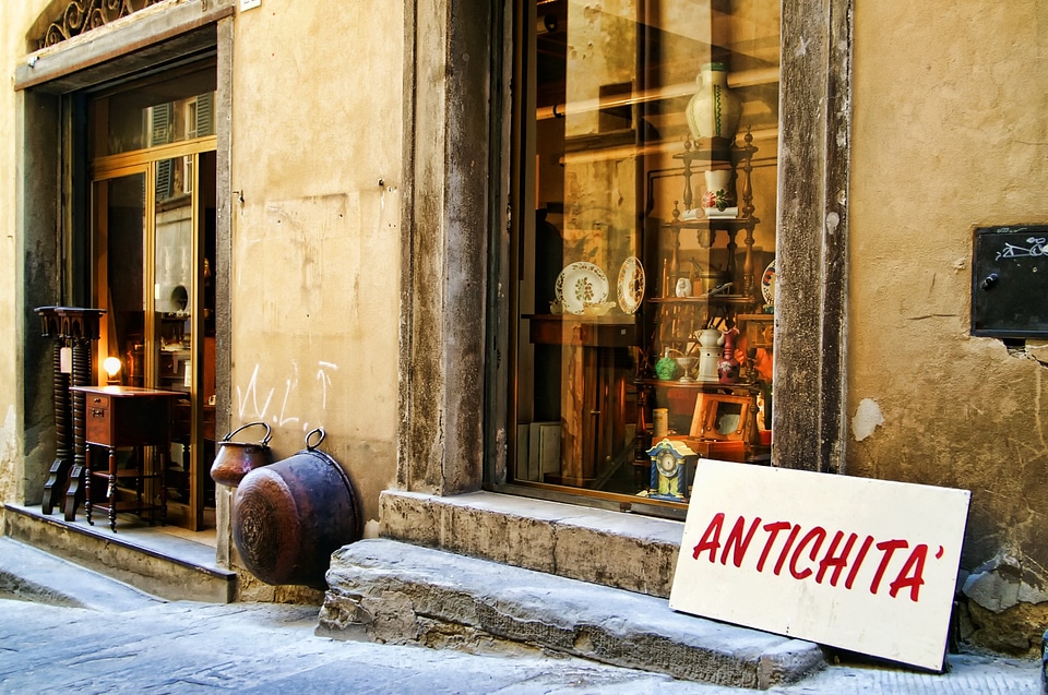 Antique impressions vacations