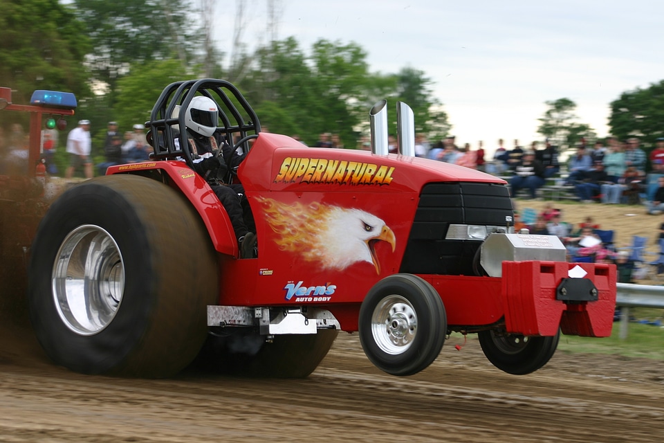 Superstock class power pulling