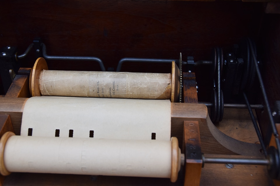 Music wood piano roll