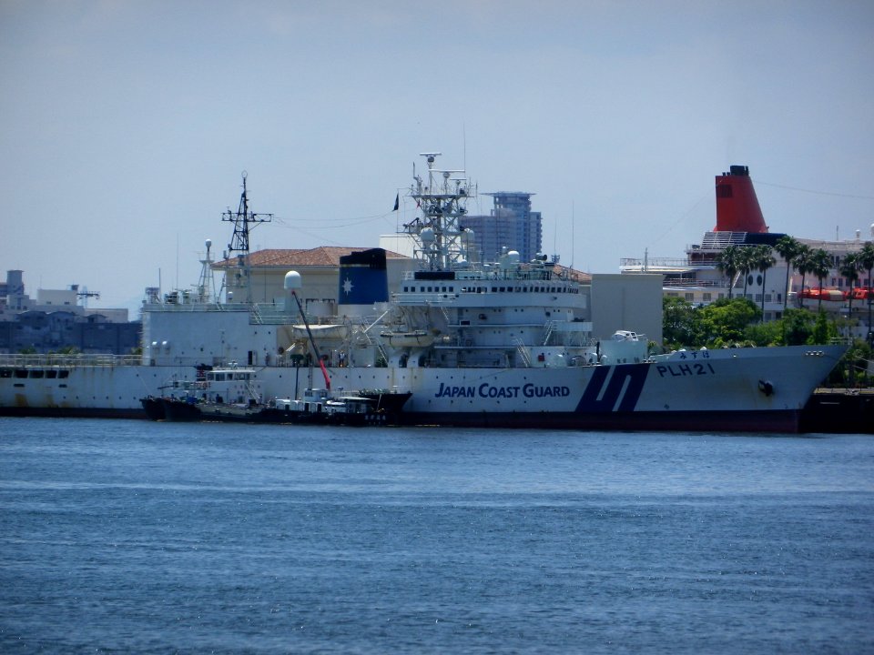 PLH21 "Mizuho" and "Nippon Maru"