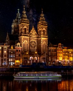 Basilica of Saint Nicholas, Amsterdam photo