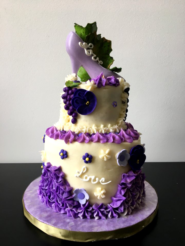 Wedding Shower Cake, Napa Valley Theme