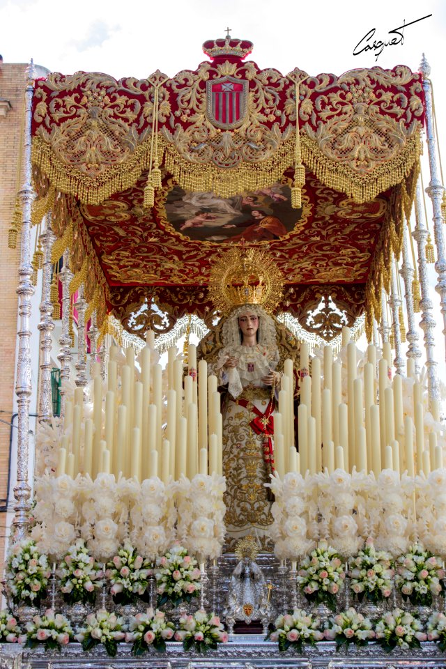 Ntra. Sra. de las Mercedes Coronada. Hermandad de Santa Genoveva. Lunes Santo 2016. Sevilla